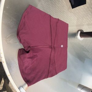 Lululemon maroon biker shorts/ spandex